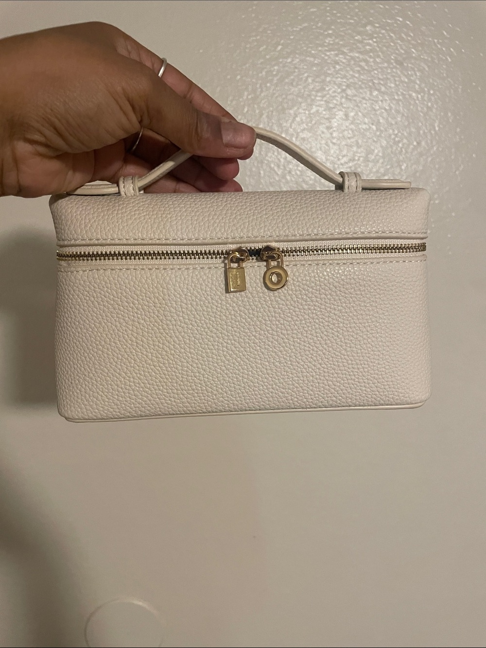 Ivory Textured Top-Handle Cosmetic Case